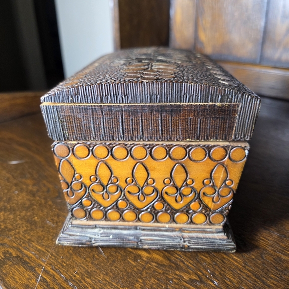 Decorative Gold and Brown Jewelry Box Wood Box - Picture 8 of 11